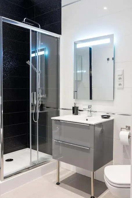 Apartment With Air Conditioning In The Heart Of Cracow Heart Krakow 0*,