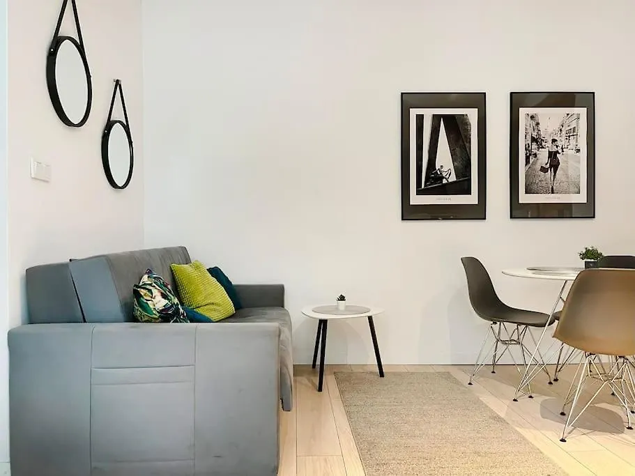 Apartment With Air Conditioning In The Heart Of Cracow Heart Krakow